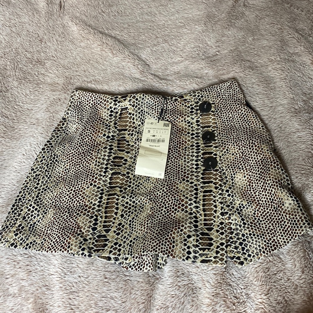 Zara snake print skort.